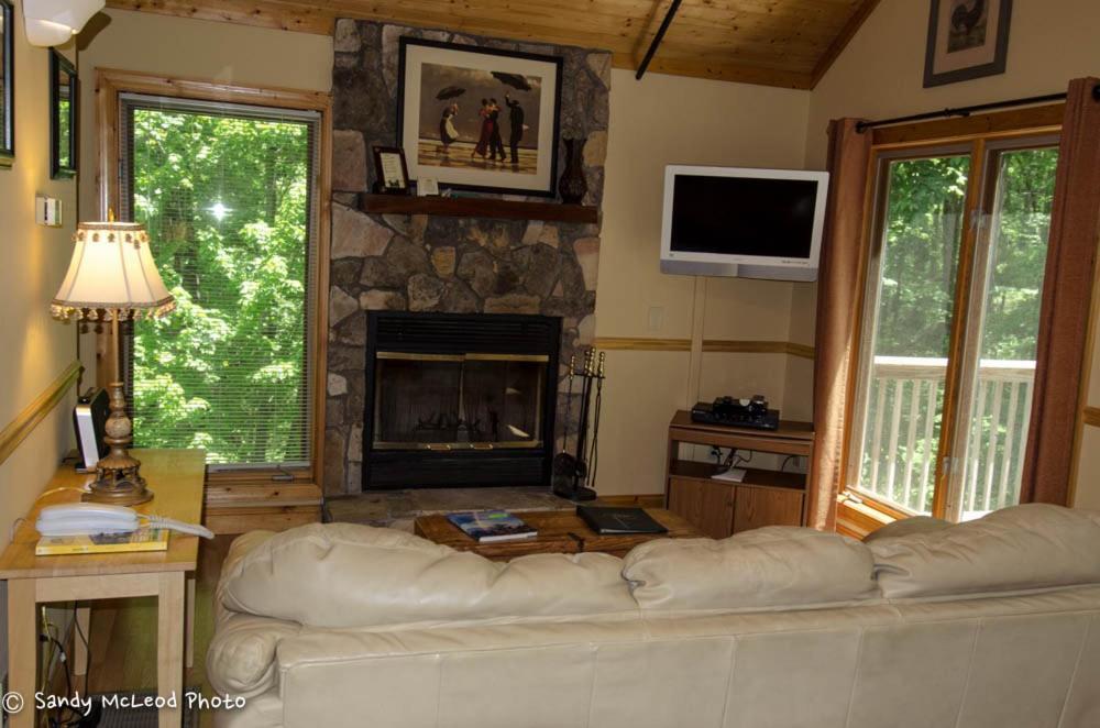 Asheville Cabins Of Willow Winds Exterior photo